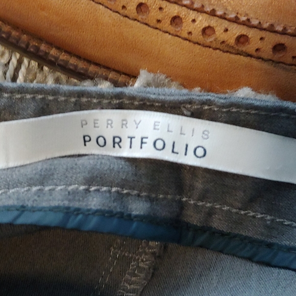 Perry Ellis pants - Picture 3 of 4